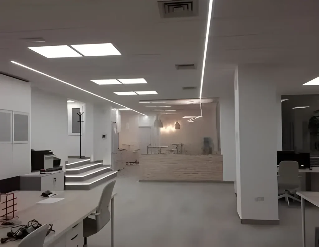 Local comercial reformado por empresa de Reformas Málaga